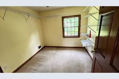 5 Kinney Ave, Burlington, MA 01803 - Photo 20