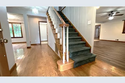 5 Kinney Ave, Burlington, MA 01803 - Photo 10
