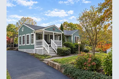 24 Chestnut Street, Grafton, MA 01519 - Photo 2