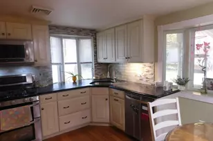 24 Chestnut St, Grafton, MA 01519 - Photo 10