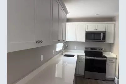 59 North Avenue #2, Rockland, MA 02370 - Photo 4