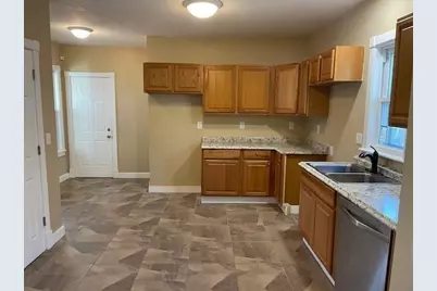 34 Andrew Street, Springfield, MA 01109 - Photo 10