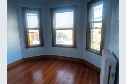 31 Library St, Chelsea, MA 02150 - Photo 2