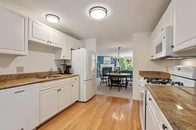 197 Bridle Cross Rd #197, Fitchburg, MA 01420 - Photo 2