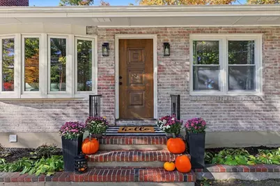 324 Pleasant Street, Franklin, MA 02038 - Photo 4