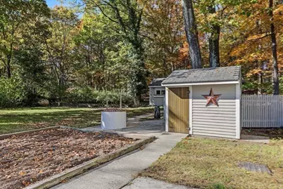 324 Pleasant Street, Franklin, MA 02038 - Photo 32