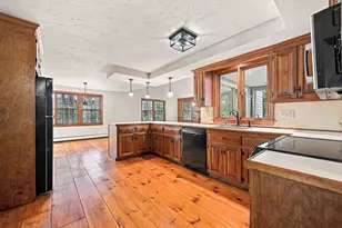 56 N Mill St, Hopkinton, MA 01748 - Photo 6