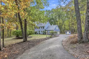 56 N Mill St, Hopkinton, MA 01748 - Photo 4