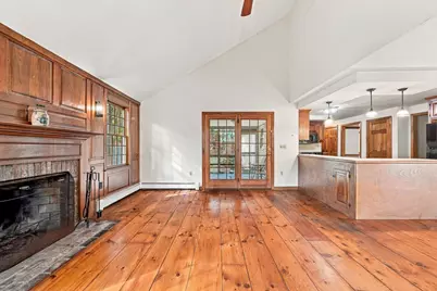 56 N Mill St, Hopkinton, MA 01748 - Photo 12
