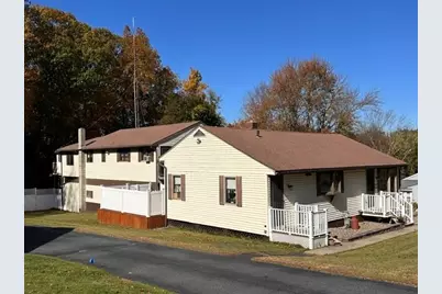 24 Woodland St, Millbury, MA 01527 - Photo 1