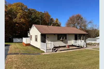 24 Woodland St, Millbury, MA 01527 - Photo 4