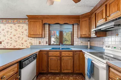35 Ford Street, Lynn, MA 01904 - Photo 6