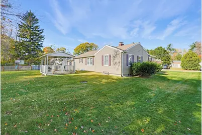 34 Fairlawn St, Northbridge, MA 01588 - Photo 30