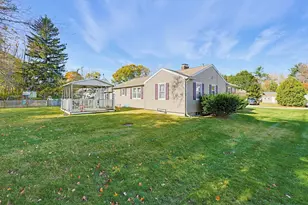 34 Fairlawn St, Northbridge, MA 01588 - Photo 30