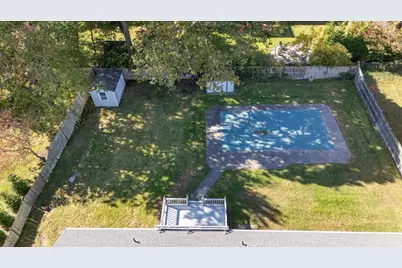 10 Brook Dr, Fairhaven, MA 02719 - Photo 40