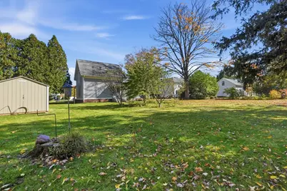 16 Cottage St, West Brookfield, MA 01585 - Photo 36