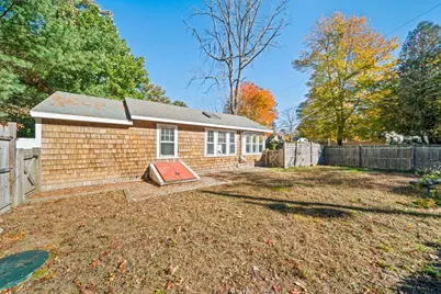 16 West St, Hanson, MA 02341 - Photo 18