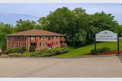 325 Ashland Ave #5, Southbridge, MA 01550 - Photo 2