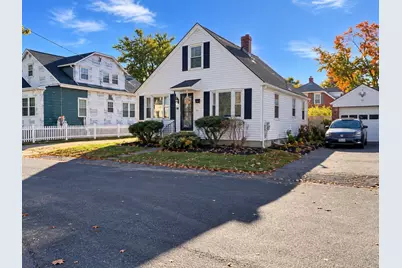 18 Campbell Ave, North Providence, RI 02904 - Photo 2