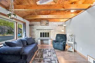 16 Clyde Ave, West Springfield, MA 01089 - Photo 18
