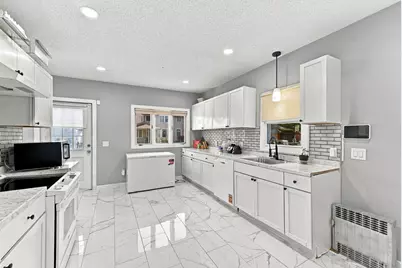 31 Burton Street, Springfield, MA 01108 - Photo 8