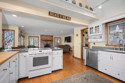 84 Tower Hill Rd, Brimfield, MA 01010 - Photo 8