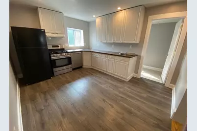 65 Essex St, Swampscott, MA 01907 - Photo 34