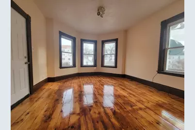148 Eastern Ave #3, Worcester, MA 01605 - Photo 2