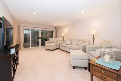 1100 Salem St #16, Lynnfield, MA 01940 - Photo 6