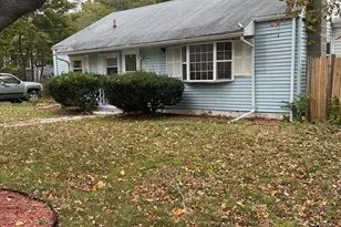 81 Weymouth St, Holbrook, MA 02343 - Photo 1