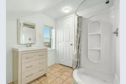 12 Blanche St, Worcester, MA 01604 - Photo 28