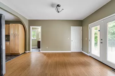 59 Prospect St, Chicopee, MA 01013 - Photo 6