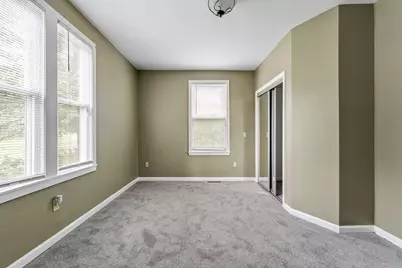 59 Prospect St, Chicopee, MA 01013 - Photo 12