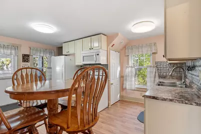 121 Ryan St, Gardner, MA 01440 - Photo 8