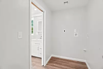 83 Conant St, Danvers, MA 01923 - Photo 24