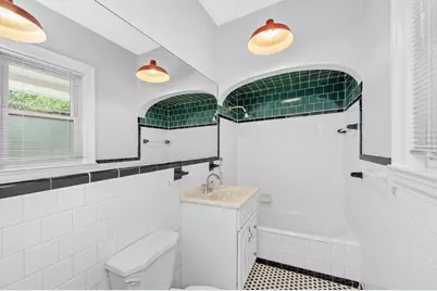 107 Ocean St #1, Lynn, MA 01902 - Photo 6