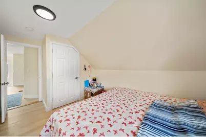 8 Kilmer Ave, Taunton, MA 02780 - Photo 18