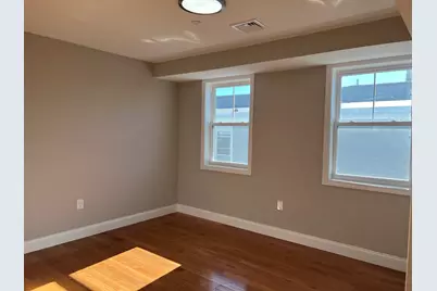 58 Robin St #2, Everett, MA 02149 - Photo 8