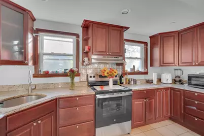 156 Dorchester St, Worcester, MA 01604 - Photo 12