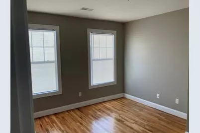 517 McKinstry Ave #2, Chicopee, MA 01020 - Photo 2