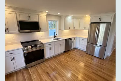 28 Olive St, Winchester, MA 01890 - Photo 4