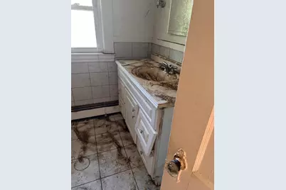172 Beacon St, Framingham, MA 01701 - Photo 10