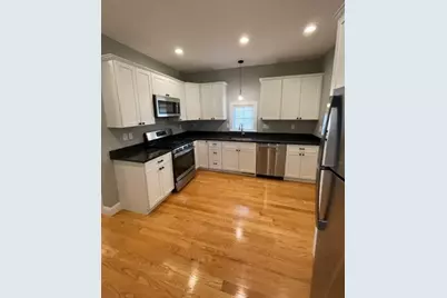 5 E. Hoyle St #1, Norwood, MA 02062 - Photo 2