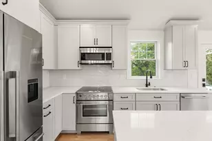 32 Beacon St, Gloucester, MA 01930 - Photo 12