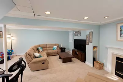2 Empire Cir, Bellingham, MA 02019 - Photo 28