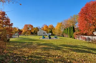 2 Empire Cir, Bellingham, MA 02019 - Photo 36
