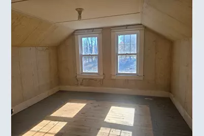 86 Chestnut Hill Rd, Orange, MA 01364 - Photo 12