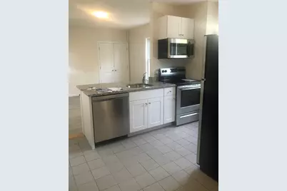 8 Fair Street #5, Gloucester, MA 01930 - Photo 2