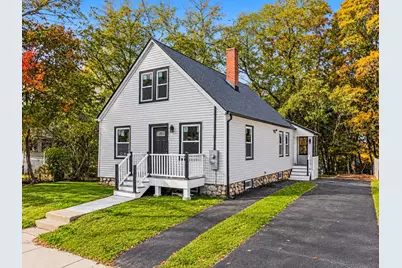 197 Oakland Ave, Methuen, MA 01844 - Photo 1