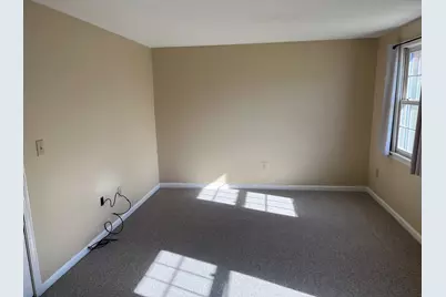 36 Lochmere Ln #0, Nashua, NH 03063 - Photo 8